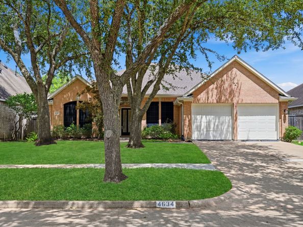 4634 Brazos Bend Drive, Missouri City TX 77459