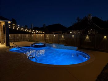 13506 Breakwater Path Loop