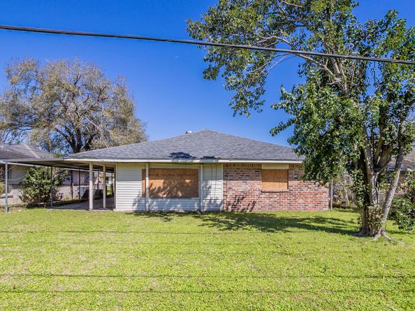 6702 Leedale Street, Houston TX 77016