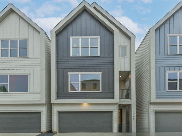 7705 Earl Rudder Way, Houston TX 77055