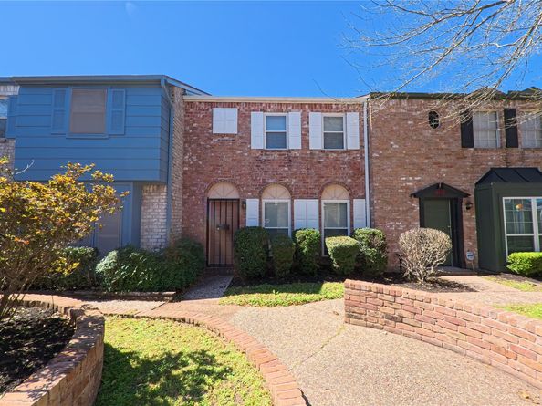 8470 Ariel Street, Houston TX 77074