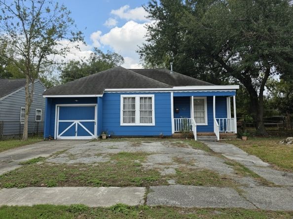 8226 Barkley Street, Houston TX 77017