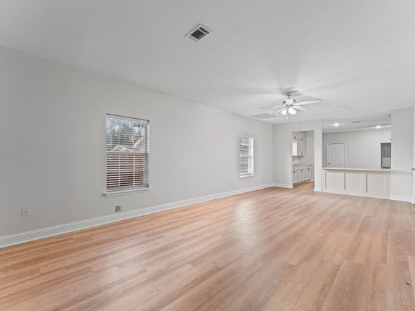 320 Delaware Street, Houston TX 77029