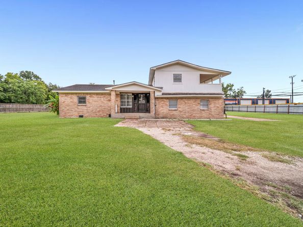 5902 Martha Lane, Houston TX 77396