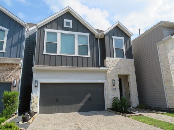 10962 Swang Link Drive, Houston TX 77043