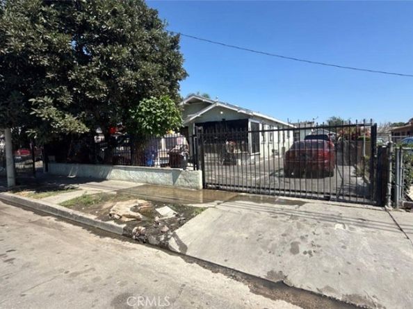 9602 Holmes Avenue, Los Angeles CA 90002