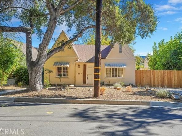 1335 Opechee Way, Glendale CA 91208