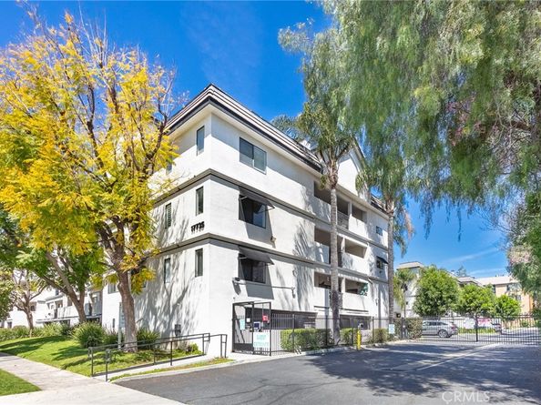 17735 Kinzie Street 112, Northridge CA 91325