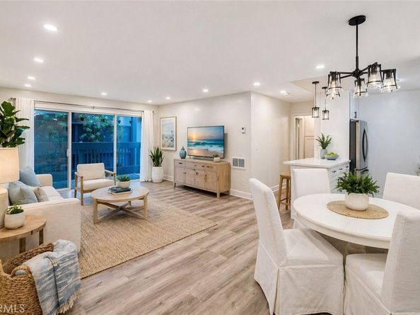 802 Camino Real 105, Redondo Beach CA 90277