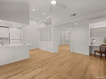 1068 Calle Del Cerro