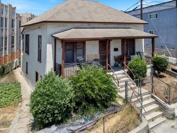 811 N Bunker Hill Avenue