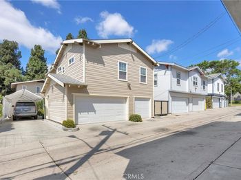 7602 7614 Pickering Avenue