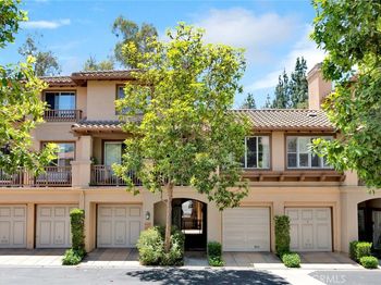 2640 Dunstan