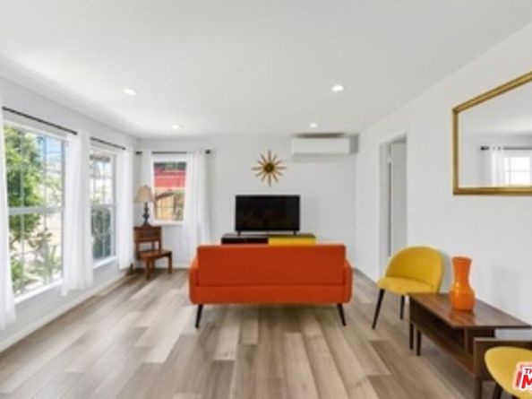 11710 Hartsook Street, Valley Village CA 91607