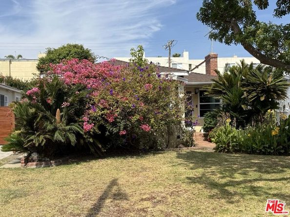 2652 Stoner Avenue, Los Angeles CA 90064