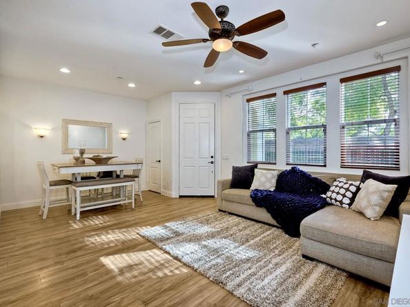 16903 New Rochelle Way 91, San Diego CA 92127