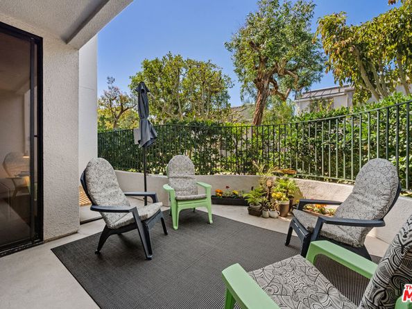 2960 Neilson Way 103, Santa Monica CA 90405