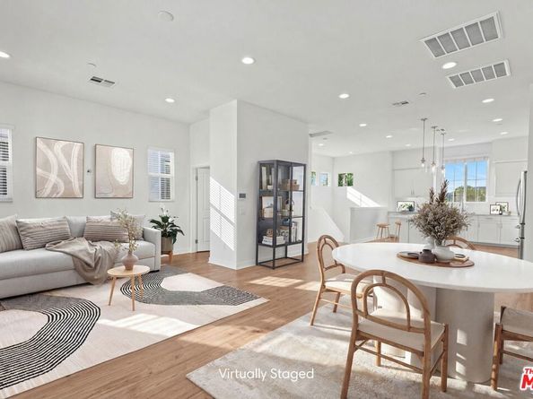 8315 N Peyton Way, West Hills CA 91304