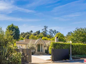 14664 Valley Vista Boulevard