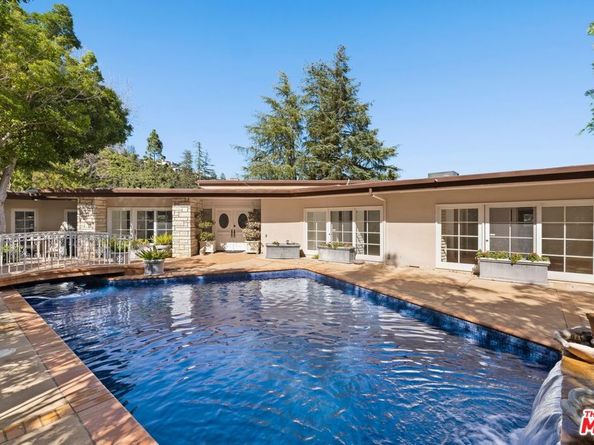 1743 Stone Canyon Road, Los Angeles CA 90077