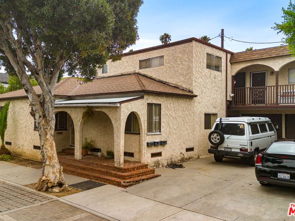 802 Ozone Street, Santa Monica CA 90405