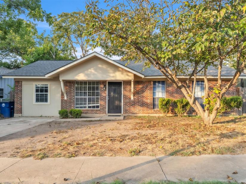 1204 Turtle Creek BLVD, Austin TX 78745