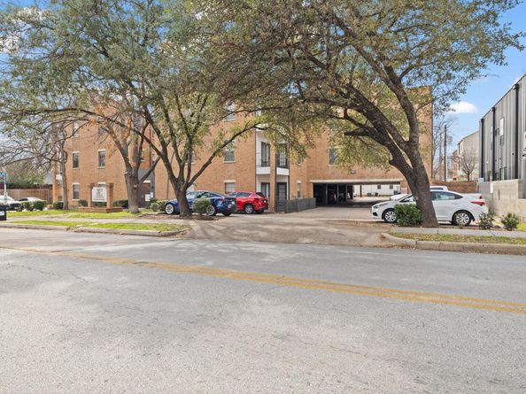 203 E 31st ST 308, Austin TX 78705