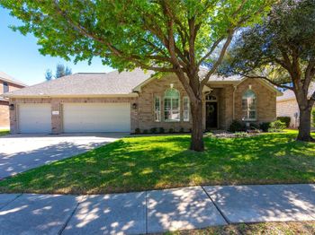 3109 Goldenoak CIR