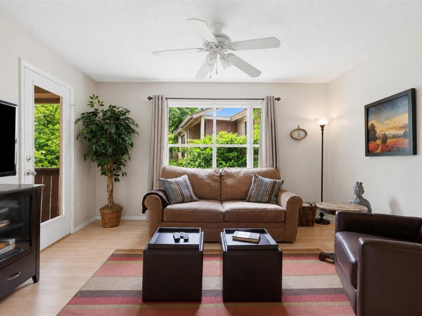 8210 Bent Tree RD 235, Austin TX 78759