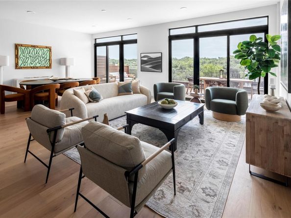 2209 S 1st. ST 408, Austin TX 78704