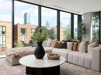 1006 Baylor ST