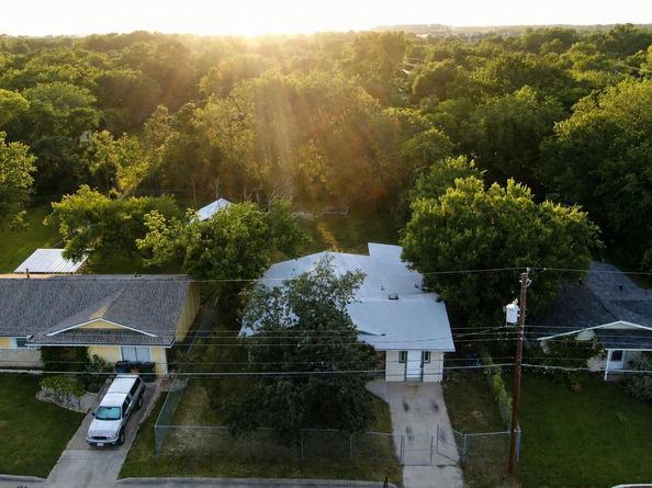 1060 Gardner, Austin TX 78721