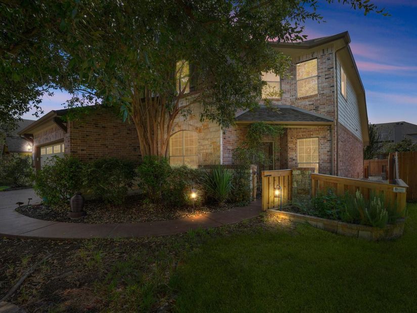 2717 Mirasol LOOP, Round Rock TX 78681