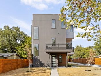 100 W Odell ST