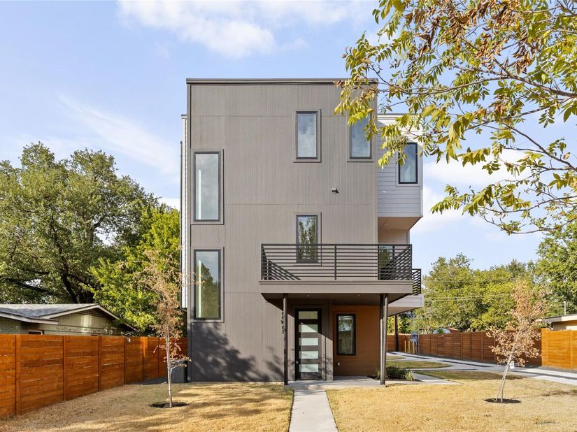 100 W Odell ST 1, Austin TX 78752