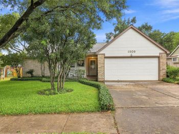 1509 Quail Run RD
