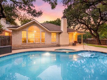 6112 Jumano LN
