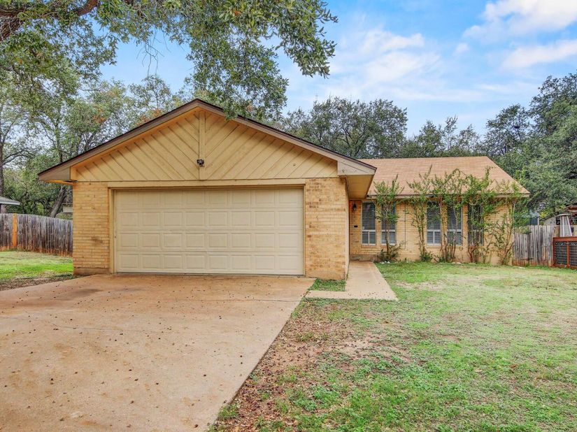 5626 Wagon Train RD, Austin TX 78749