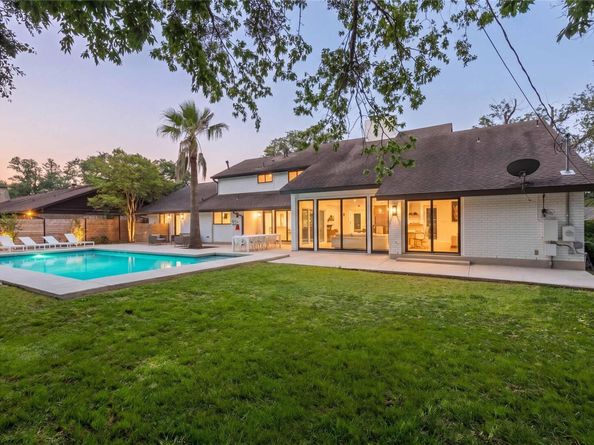 4502 Mountain Path DR, Austin TX 78759