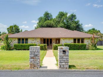 3907 Eagle WAY
