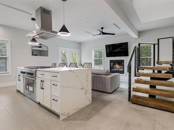1109 W Annie ST, Austin TX 78704