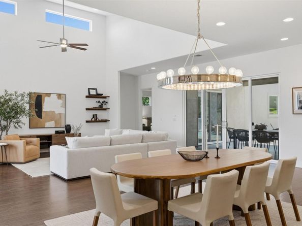 2704 Oak Park DR, Austin TX 78704