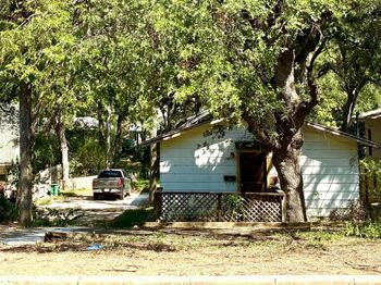 2005 Sharon LN