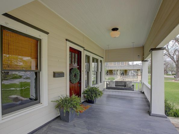 1806 S Main ST, Georgetown TX 78626