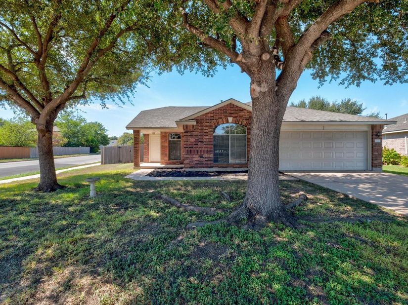 2666 Bradley LN, Round Rock TX 78664