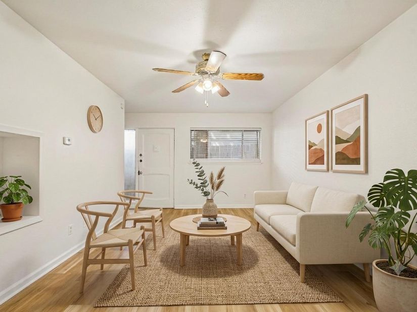 2413 Leon ST 104, Austin TX 78705