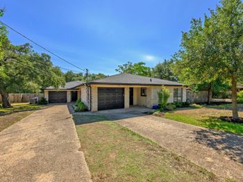 11805 Bell Ave
