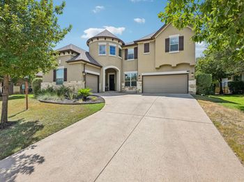 213 Lake Como DR