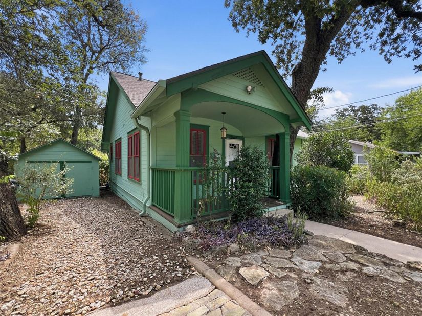 3307 Helms ST, Austin TX 78705