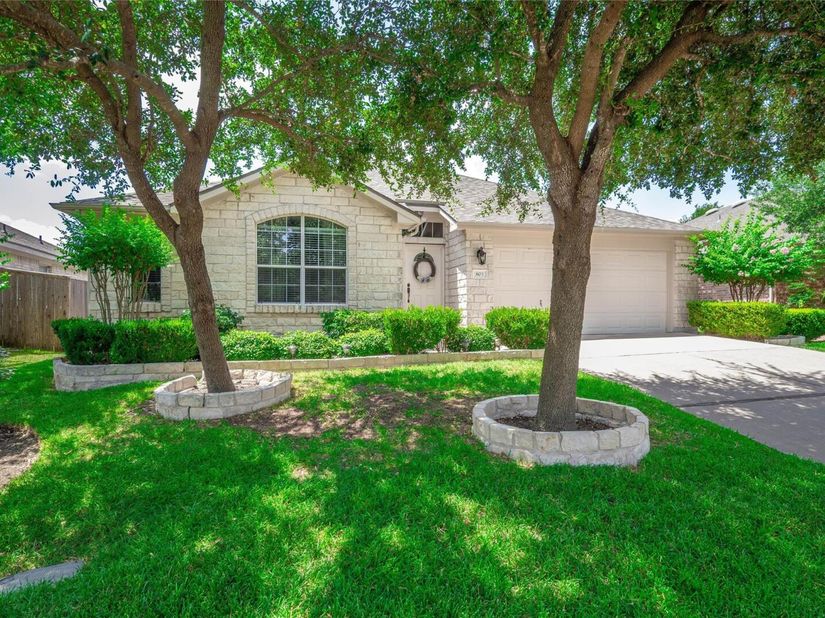 803 Broken Trace CT, Round Rock TX 78665